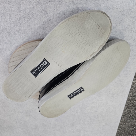 🐢 Sperry Patent Leather Black boat shoes Size 9 super shiny! - Picture 11 of 13